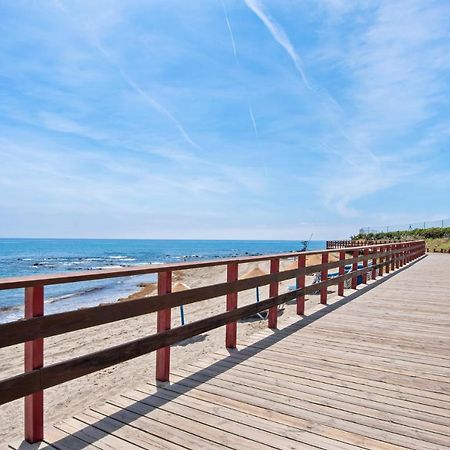 Frontline Beach Apartment Miraflores Sitio de Calahonda Ngoại thất bức ảnh