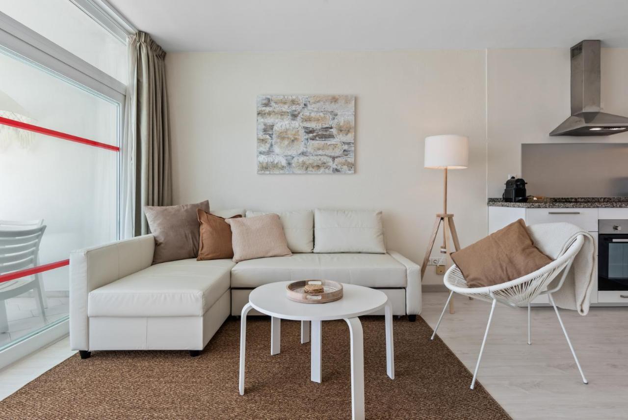 Frontline Beach Apartment Miraflores Sitio de Calahonda Ngoại thất bức ảnh