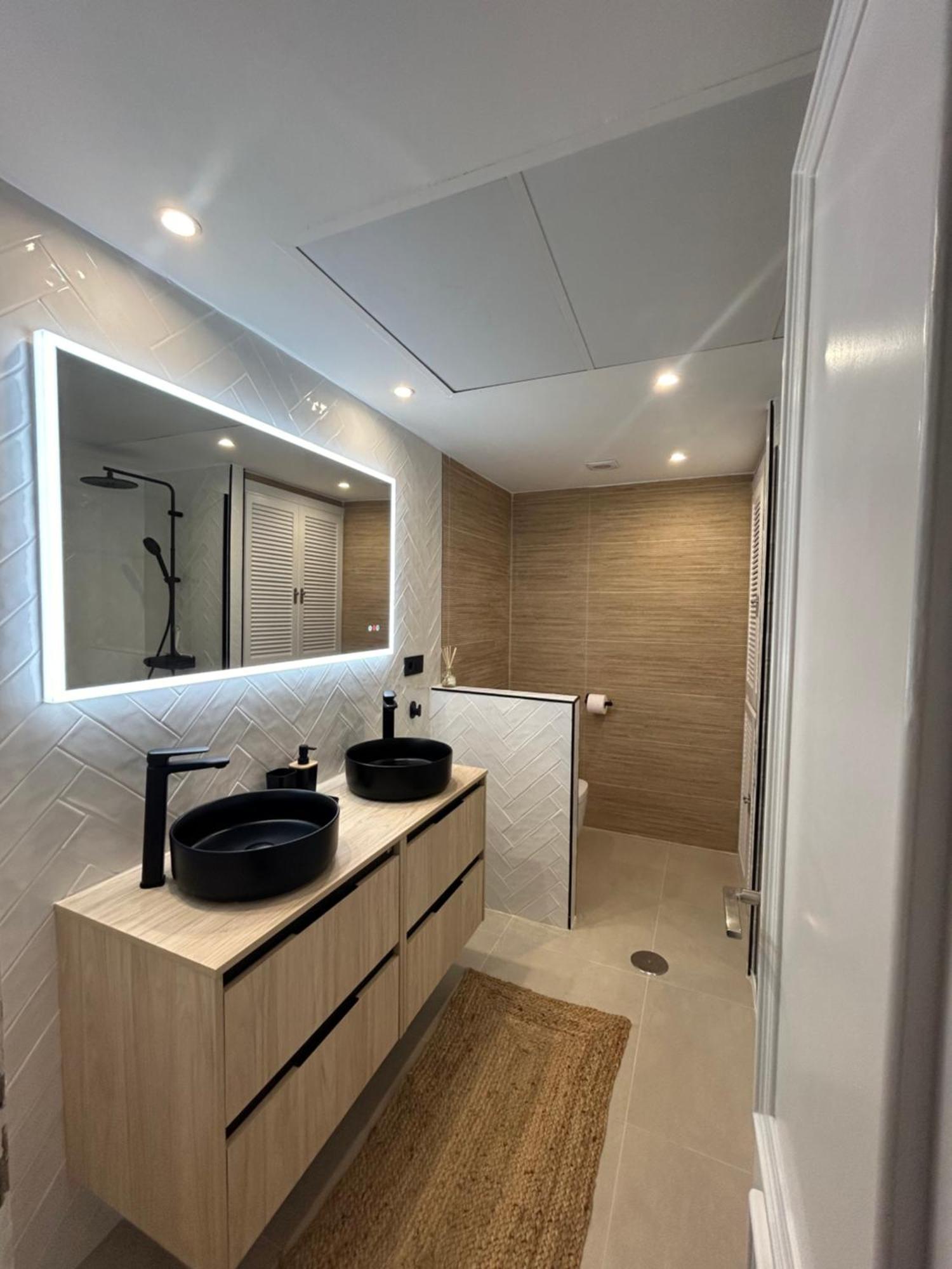 Frontline Beach Apartment Miraflores Sitio de Calahonda Ngoại thất bức ảnh